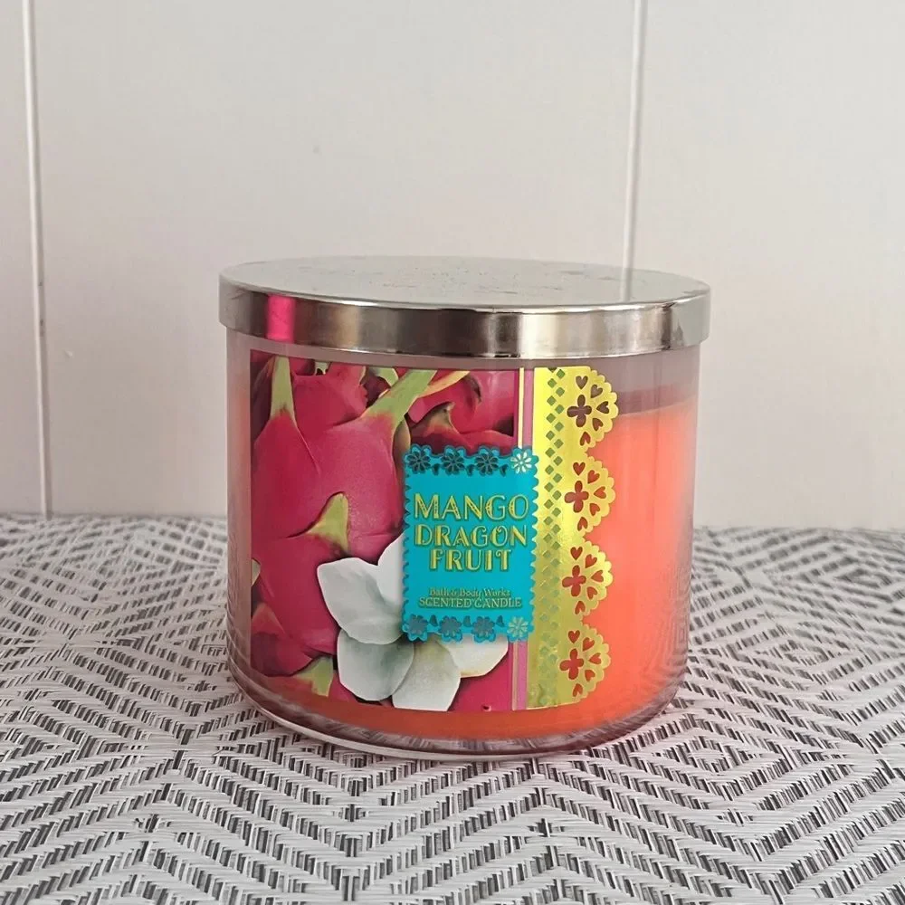 Bath And Body Works 3 Wick Candle MANGO DRAGON FRUIT 14.5 oz Discontinued
